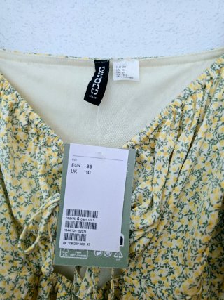Vestido H&M floral verde y amarillo Talla M