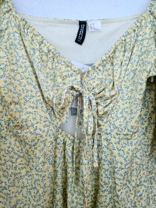 Vestido H&M floral verde y amarillo Talla M
