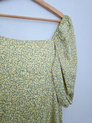 Vestido H&M floral verde y amarillo Talla M