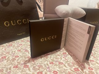 Caja de reloj Gucci original