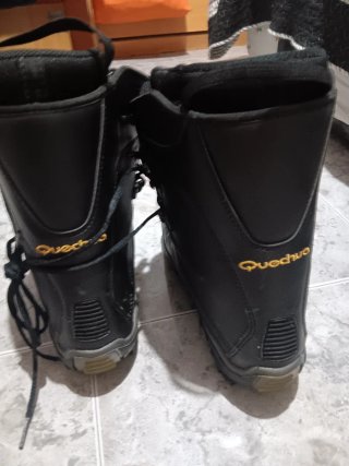 Tabla Snowboard y Botas Qechua