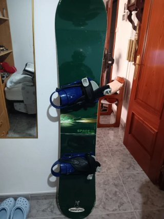 Tabla Snowboard y Botas Qechua