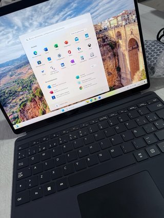Surface Pro 8 + Teclado ES