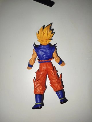 Figura Goku Super Saiyan