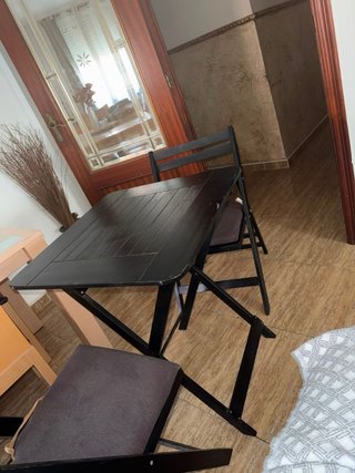 Mesa y 2 sillas de terraza plegables