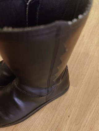 Botas negras con cremallera