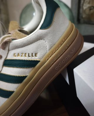Zapatillas Adidas Gazelle BOLD talla 38