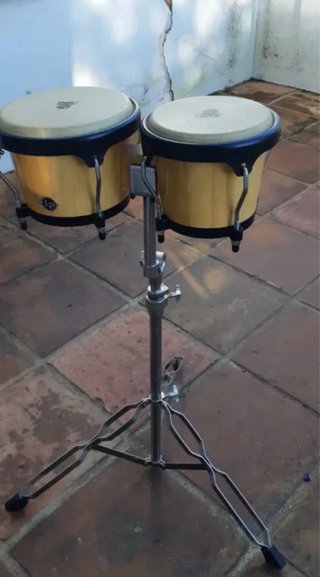 Bongos LP con trípode