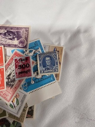 Lote de sellos nuevos historicos del mundo.