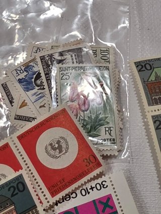 Lote de sellos nuevos historicos del mundo.