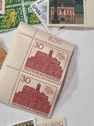 Lote de sellos nuevos historicos del mundo.