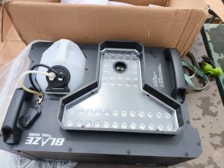 Máquina de humo Beamz Blaze S3500