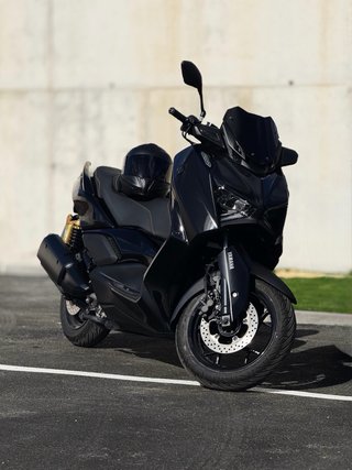 Yamaha XMAX 300
