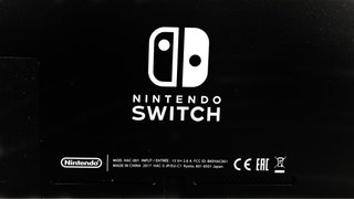 Nintendo Switch + funda y maletín