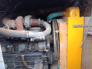 Grupo electrógeno (motor Pegaso averiado)