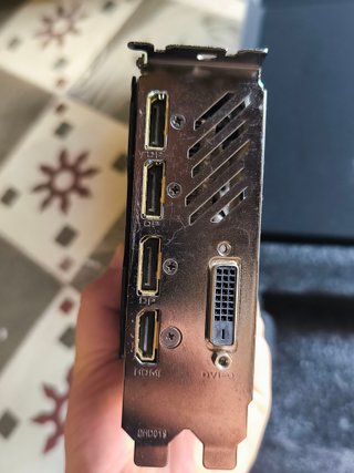 Grafica gigabyte rx580 8gb nunca minado NOBAJO