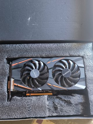 Grafica gigabyte rx580 8gb nunca minado NOBAJO