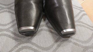 Botas negras con estampado