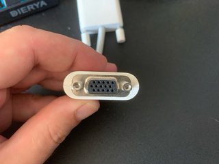 Adaptador Apple DVI a VGA Original