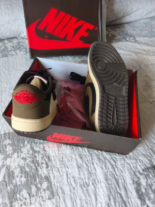 Zapatillas Jordan 1 Low X Travis Scott