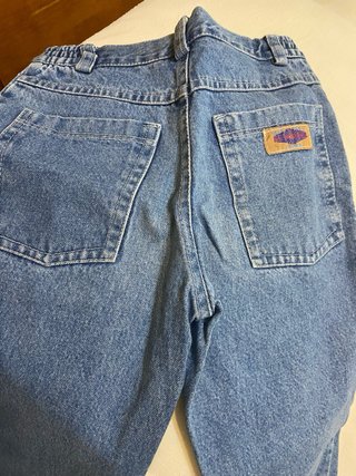 Pantalón vaquero niña bordado flores