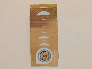 Lote 40 escudos UNITED EDITION panini cromos
