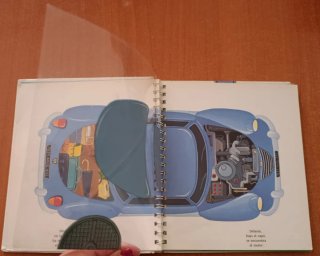 El coche. SM Saber. Mundo maravilloso