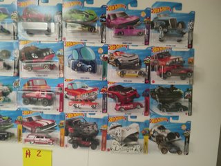 Lotto 20 Hot Wheels Auto Mainline