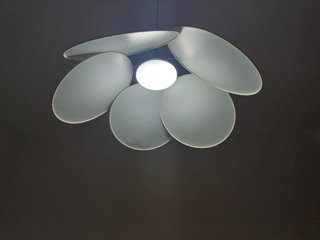 Lámpara techo flor beige