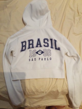 Chaqueta blanca crop con BRASIL