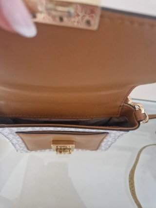 Bolso Michael Kors bandolera beige y marrón