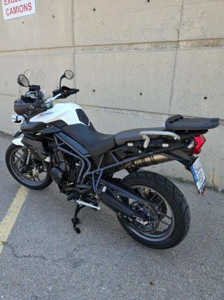 Triumph Tiger 800 ABS 2013 ETIQUETA C VERDE