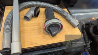 Black+Decker Aspirador de Mano para Coche 12V