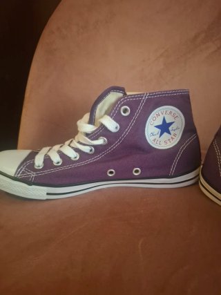 Zapatillas Converse moradas