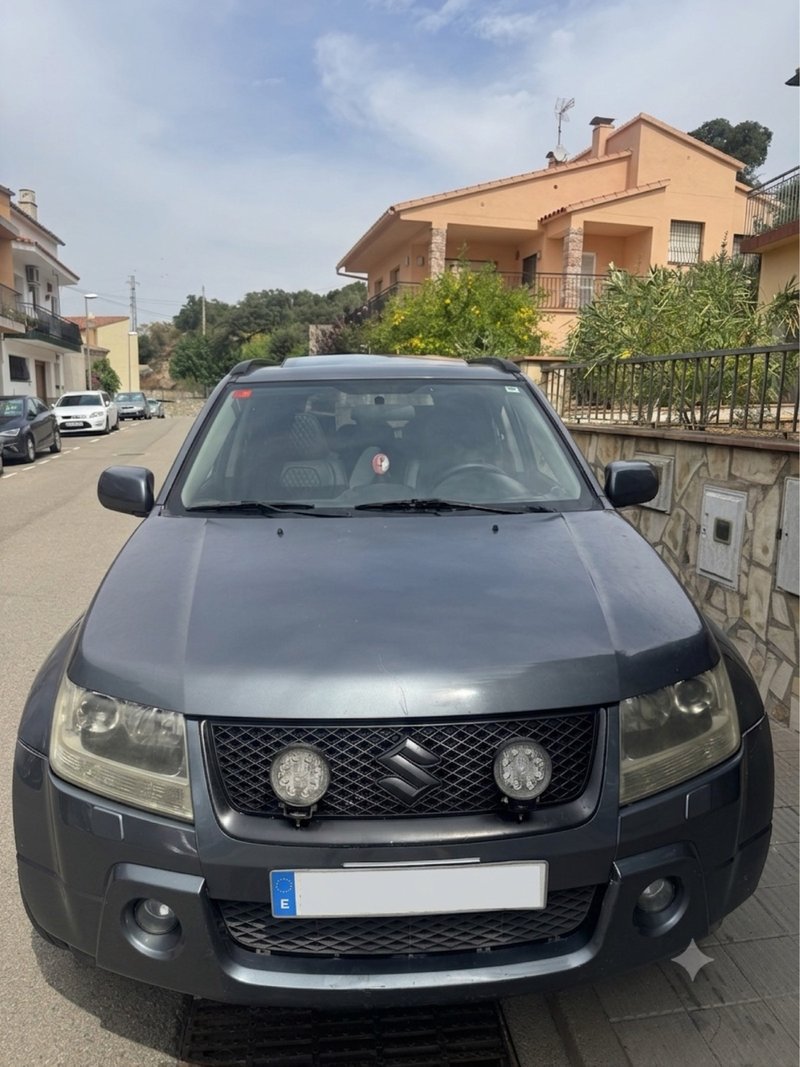 Suzuki Grand Vitara 2005 - foto 1