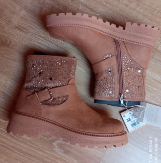 Botines Gioseppo marrones talla 38 con pedrería