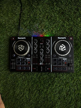 Numark Party Mix + Cascos Numark