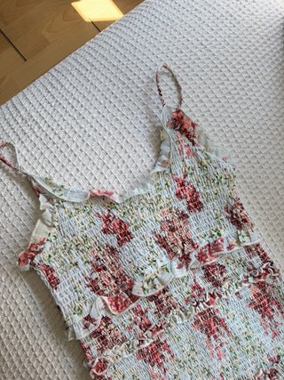 Vestido Zara floral volantes