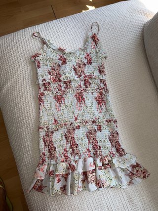 Vestido Zara floral volantes