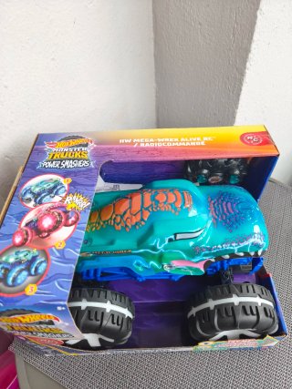 Hot Wheels Monster Trucks Mega-Wrex RC Nuevo