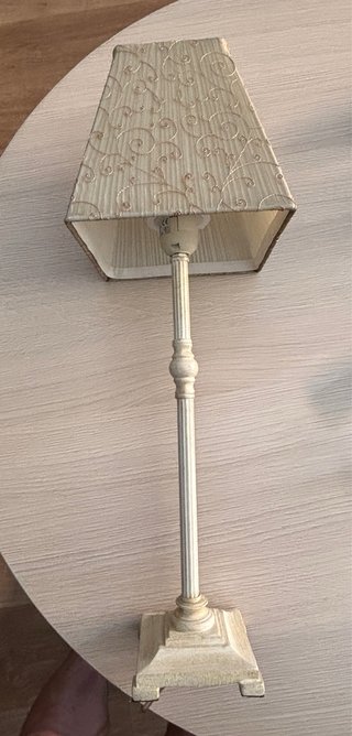 2 Lámparas de Mesilla Beige y Doradas