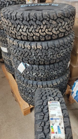 Neumático BFGoodrich All-Terrain 235/70R16