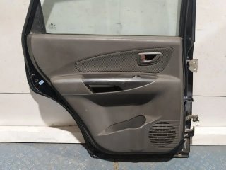Puerta trasera izquierda HYUNDAI TUCSON (JM)