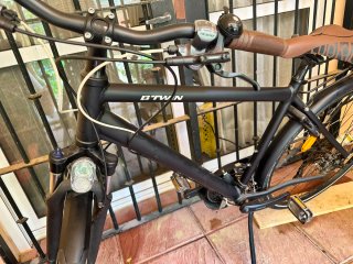 Bicicleta Urbana B-Twin Negra