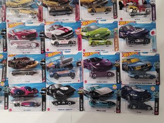 Lotto 20 Hot Wheels Auto Mainline