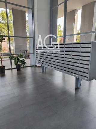 Piso en alquiler en Virgen del Cortijo - Manoteras en Madrid