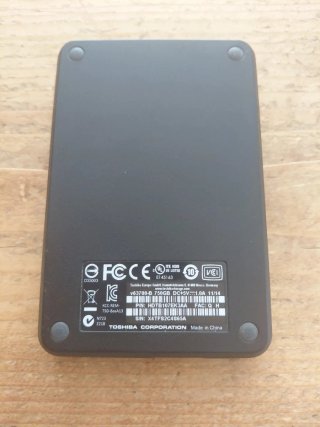 Disco Duro Externo Toshiba 750GB
