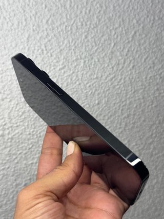 iPhone 14 Pro 256Gb BATERÍA 93%