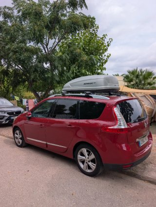 Renault Grand Scenic 2012