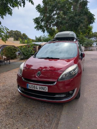 Renault Grand Scenic 2012